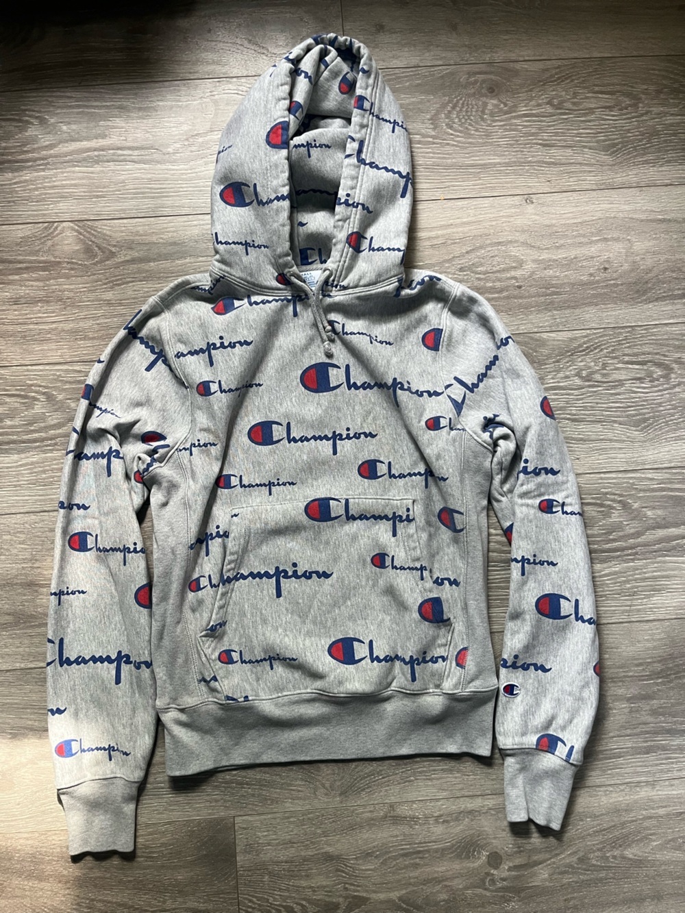 Champion Men’s Gray All Over Logo Streetwear Heavy Hoodie Size S Casual Athletic